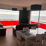 Les Balcons Rouges - Face * Camiers